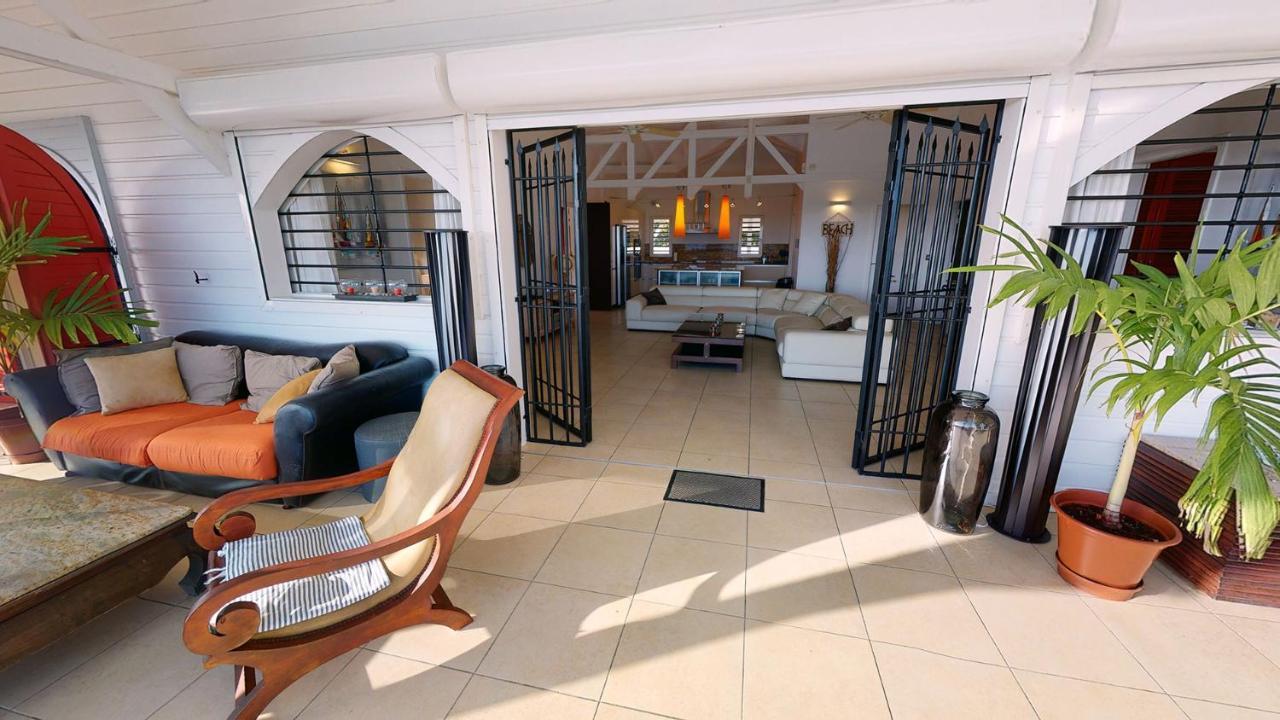 Villa Deluxe L'Hacienda Villa Vue Mer 180 Piscine Jacuzzi Proche Plage Marina Golf Pointe Des Chateaux Et Casino Jardin Clos Voyage Durable Сен-Франсуа Экстерьер фото
