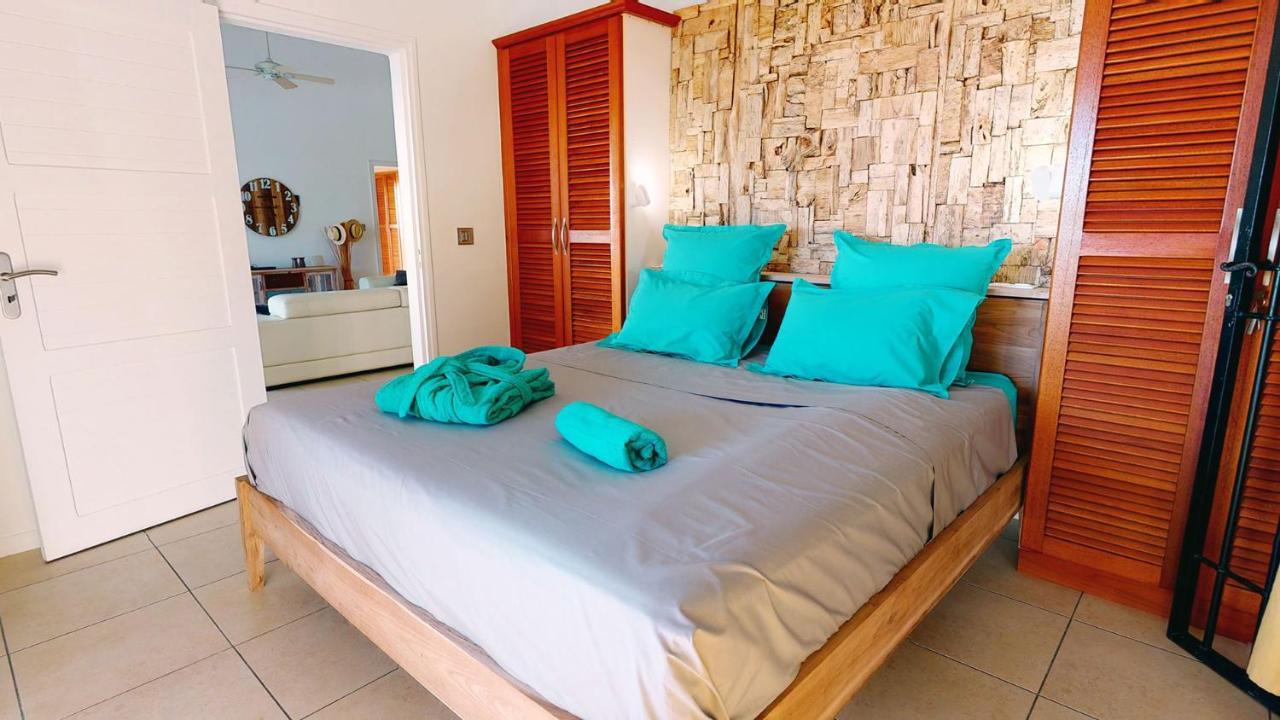 Villa Deluxe L'Hacienda Villa Vue Mer 180 Piscine Jacuzzi Proche Plage Marina Golf Pointe Des Chateaux Et Casino Jardin Clos Voyage Durable Сен-Франсуа Экстерьер фото