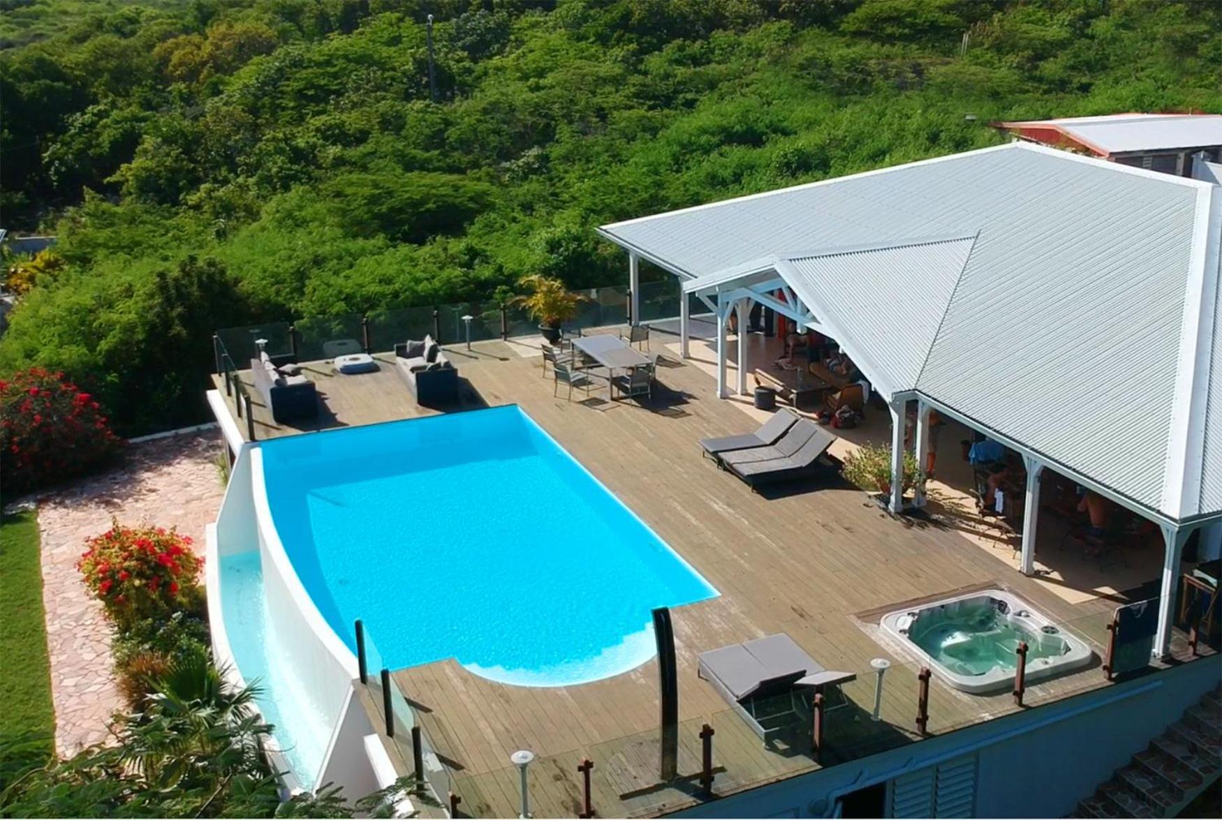 Villa Deluxe L'Hacienda Villa Vue Mer 180 Piscine Jacuzzi Proche Plage Marina Golf Pointe Des Chateaux Et Casino Jardin Clos Voyage Durable Сен-Франсуа Номер фото